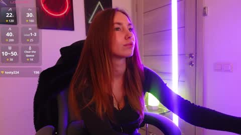 Snapshot of agelina_summer chatting on 2, 10, 2025 Agelina Lilly Laura online show from 2, 10, 2025