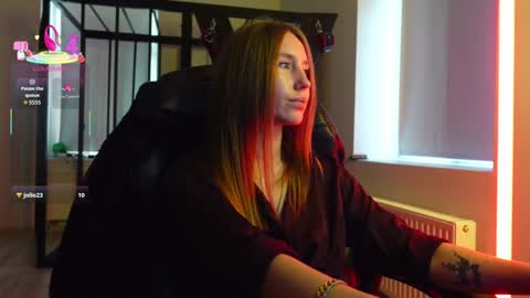 Snapshot of agelina_summer chatting on 12, 10, 2025 Agelina Lilly Laura online show from 12, 10, 2025