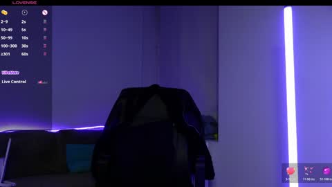 Snapshot of agelina_summer chatting on 28, 10, 2025 Agelina Lilly Laura online show from 28, 10, 2025