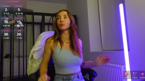 Snapshot of agelina_summer chatting on 20, 11, 2025 Agelina Lilly Laura online show from 20, 11, 2025