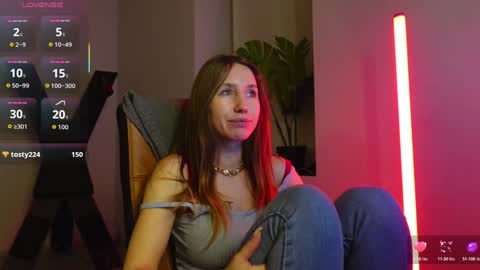 Snapshot of agelina_summer chatting on 14, 12, 2025 Agelina Lilly Laura online show from 14, 12, 2025