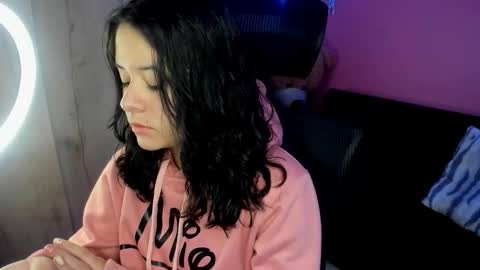  ines  online show from 17, 11, 2025