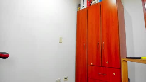 Agustin online show from 21, 1, 2025