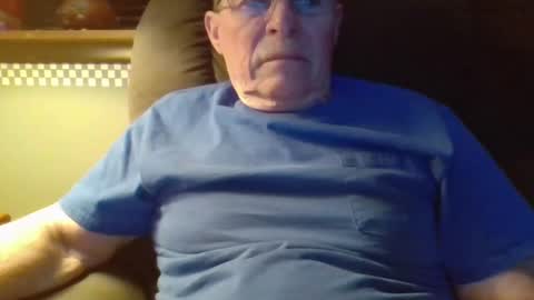 Snapshot of aguynrkfrd chatting on 25, 12, 2024 aguynrkfrd online show from 25, 12, 2024