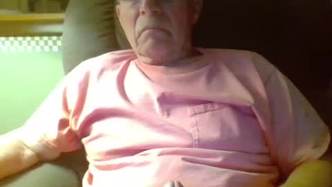 Snapshot of aguynrkfrd chatting on 29, 9, 2025 aguynrkfrd online show from 29, 9, 2025