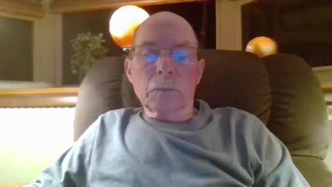 Snapshot of aguynrkfrd chatting on 7, 5, 2026 aguynrkfrd online show from 7, 5, 2026