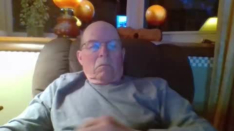 Snapshot of aguynrkfrd chatting on 14, 5, 2026 aguynrkfrd online show from 14, 5, 2026