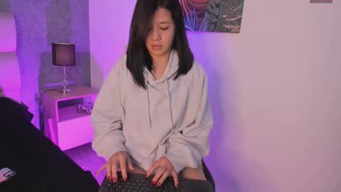 Ahmara  online show from 7, 3, 2025