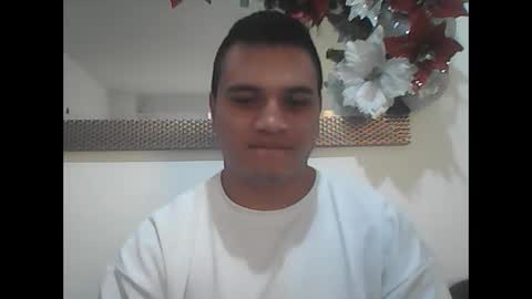 Snapshot of ahntony__69 chatting on 28, 12, 2024 ahntony 69 online show from 28, 12, 2024