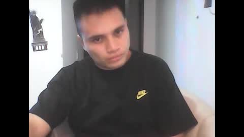 Snapshot of ahntony__69 chatting on 27, 1, 2025 ahntony 69 online show from 27, 1, 2025