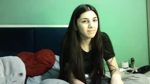 Snapshot of ahotkitty18 chatting on 17, 1, 2025 Selena online show from 17, 1, 2025
