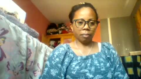 Snapshot of aicha_boobs chatting on 18, 6, 2026 Aicha boobs online show from 18, 6, 2026