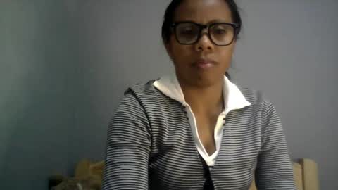 Snapshot of aicha_boobs chatting on 16, 7, 2026 Aicha boobs online show from 16, 7, 2026