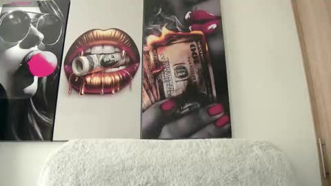 Aida  online show from 23, 10, 2025