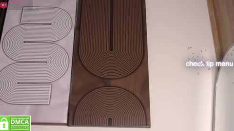 Aida  online show from 4, 4, 2026