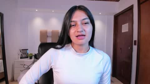 aidajoness online show from 10, 10, 2025