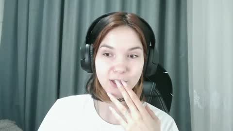 Snapshot of aidathome chatting on 16, 6, 2026 Ruby online show from 16, 6, 2026