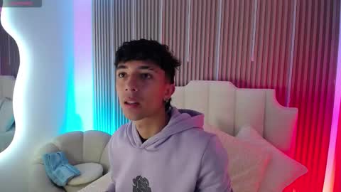 Snapshot of aiden_rivers_ chatting on 3, 3, 2026 Aiden online show from 3, 3, 2026