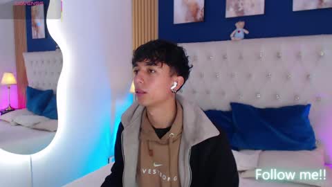 Snapshot of aiden_rivers_ chatting on 24, 4, 2026 Aiden online show from 24, 4, 2026