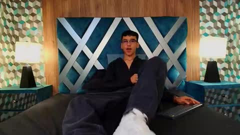 aiden_royce online show from 11, 9, 2025