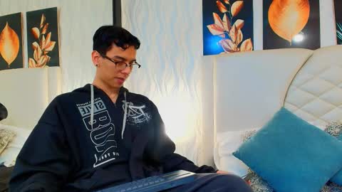 aiden_royce online show from 15, 10, 2025