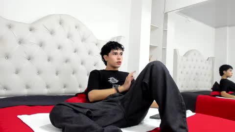 Aiden  online show from 26, 2, 2025