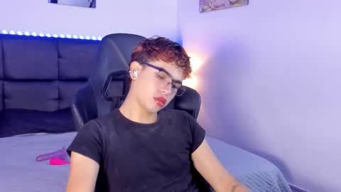 Aiden  online show from 26, 9, 2025