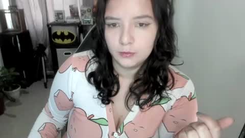 Snapshot of aikadreams chatting on 26, 6, 2026 Catalina online show from 26, 6, 2026