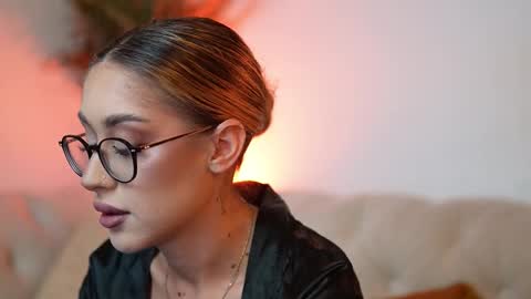  Aileen  online show from 22, 10, 2025