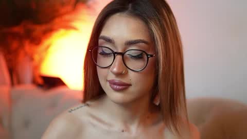 Snapshot of aileenaxa chatting on 14, 5, 2026 Aileen online show from 14, 5, 2026