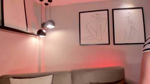  AILEEN VEGA  online show from 12, 12, 2024