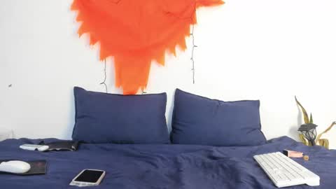 Ainoa  online show from 29, 10, 2025