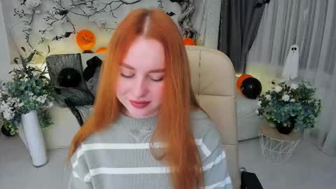 Snapshot of airysilhouette chatting on 4, 11, 2025 Louise online show from 4, 11, 2025