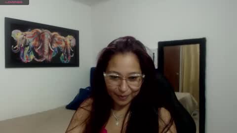aisha_french online show from 10, 1, 2026