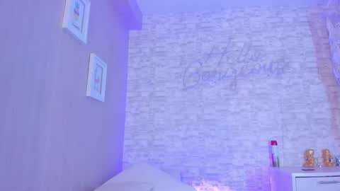 Snapshot of aisha_h chatting on 18, 2, 2025 Aisha online show from 18, 2, 2025