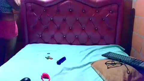 aisha koswell3 online show from 24, 10, 2025