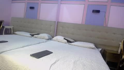 Aisha Noir online show from 13, 9, 2025