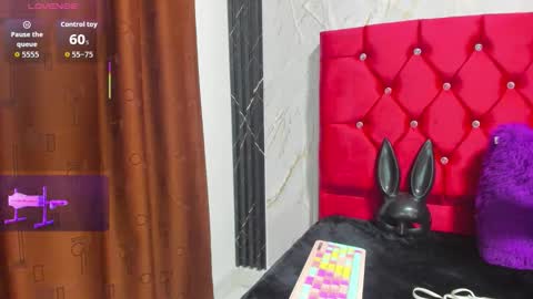 Snapshot of aishaahott chatting on 21, 10, 2025 aishaahott online show from 21, 10, 2025