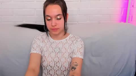 aishatempt online show from 15, 4, 2026