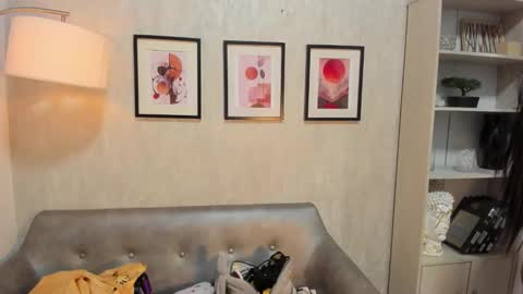 Snapshot of aishavalcazar chatting on 16, 12, 2025 AishaValcazar online show from 16, 12, 2025