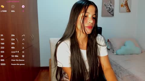 Snapshot of aitanaa1_ chatting on 3, 2, 2025 Aitana online show from 3, 2, 2025