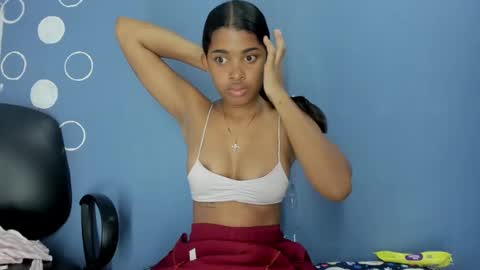 Snapshot of aitanacortes chatting on 23, 2, 2025 aitana online show from 23, 2, 2025