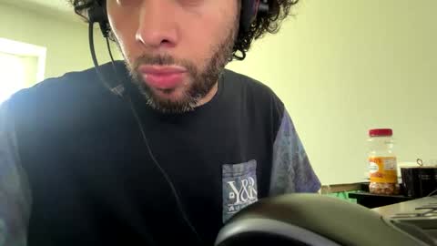 Snapshot of ajlongdik chatting on 8, 10, 2025 ajlongdik online show from 8, 10, 2025