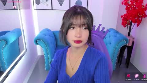 Snapshot of akaza_hakuji_ chatting on 18, 10, 2025 Azaka online show from 18, 10, 2025