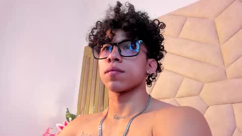 akazaboy online show from 29, 3, 2026