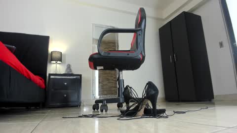 Snapshot of akemirosse chatting on 28, 1, 2025 Akemi online show from 28, 1, 2025