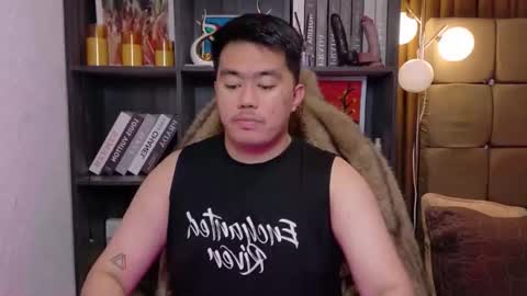 Snapshot of akihiro_morningstar chatting on 15, 12, 2025 Dave online show from 15, 12, 2025