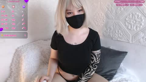 Snapshot of akira_amy chatting on 4, 10, 2025 Amilia online show from 4, 10, 2025