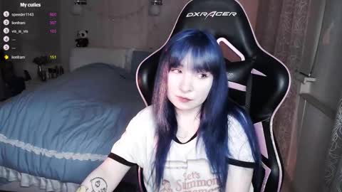 akirahartyx online show from 29, 9, 2025