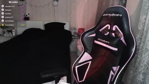 Snapshot of akirahartyx chatting on 2, 2, 2026 akirahartyx online show from 2, 2, 2026